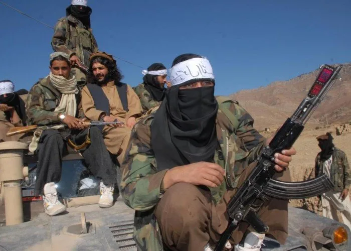 “Pakistan Taliban”ı atəşkəsi dayandırıb