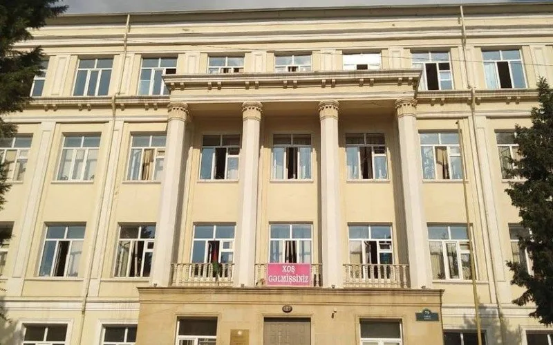 Daha bir məktəbdə əyani tədris bərpa olundu