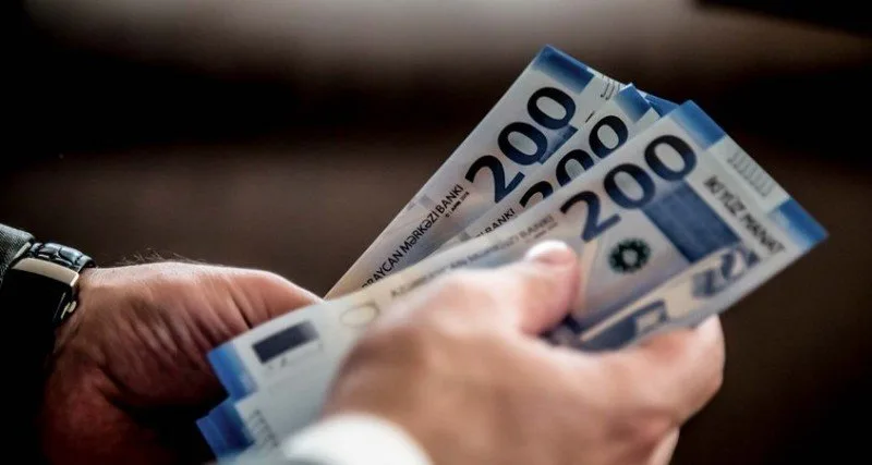 Torpaq almaq istəyən vətəndaşı vəzifəli şəxs aldadıb - İDDİA