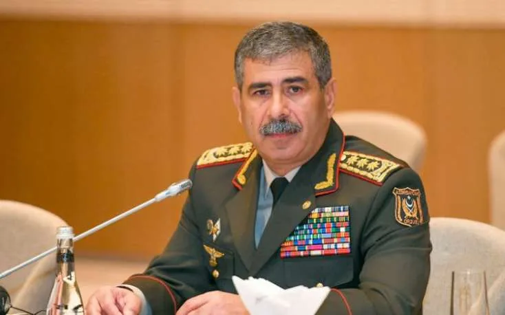Müdafiə naziri sərhəddəki vəziyyətdən DANIŞDI