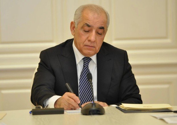 Əli Əsədovdan icbari tibbi sığorta ilə bağlı QƏRAR