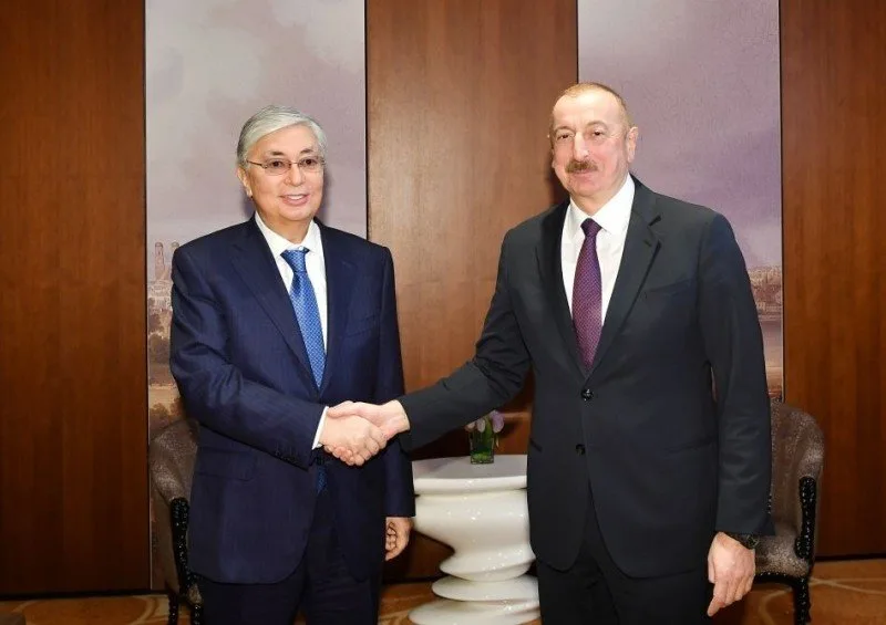 Qazaxıstan Prezidenti İlham Əliyevə zəng edib