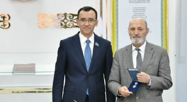 Azərbaycanlı alim “Əlişir Nəvai” qızıl medalına layiq görüldü