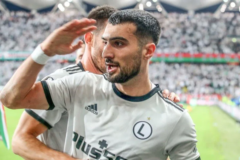 Mahir Emreli bu klubla danışıqlara başladı
