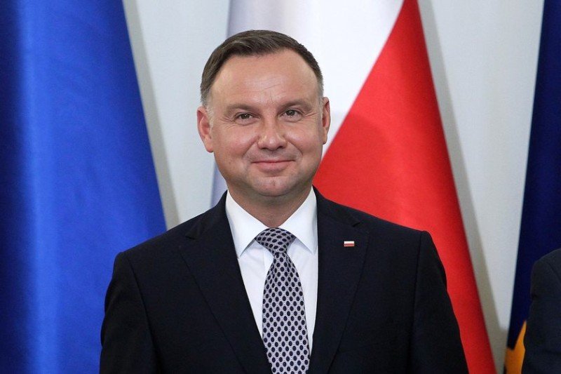 Polşa Prezidenti koronavirusa yoluxdu