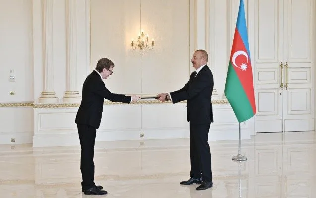 Prezident Əlcəzair səfirinin etimadnaməsini qəbul etdi - FOTOLAR (YENİLƏNİB)