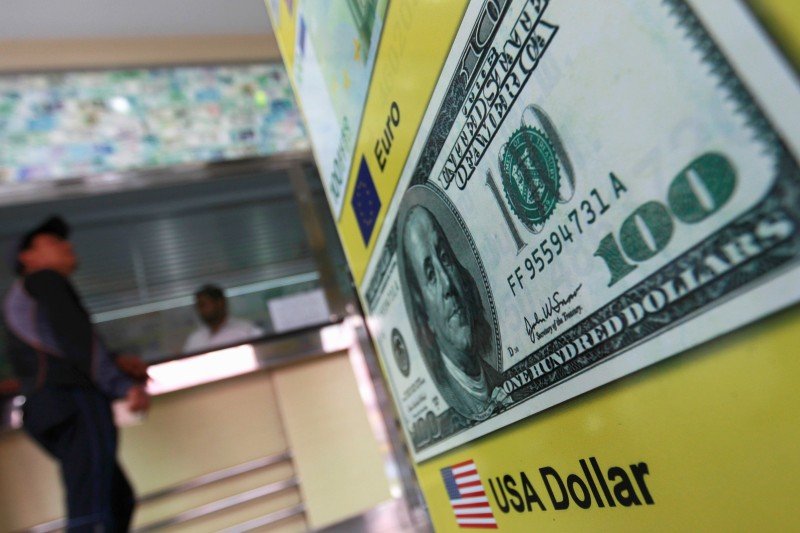 Dollar sabah neçəyə olacaq?