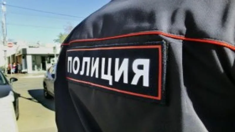 İki polisin davası kameraya düşdü - Video