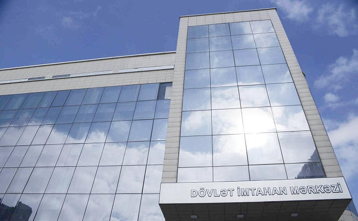 “Abituriyent” jurnalının xüsusi buraxılışında düzəliş edilib