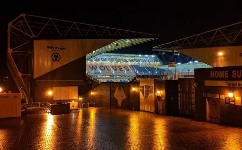 İngiltərə klubunun stadionunda yanğın olub