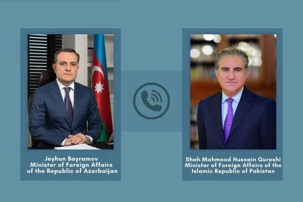 Ceyhun Bayramov pakistanlı həmkarı ilə telefonla danışıb