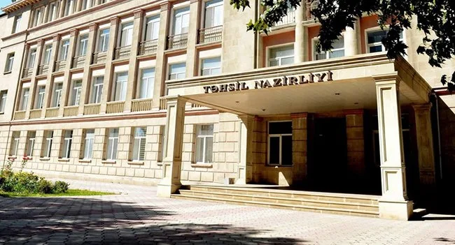 Azərbaycanda müəllim-şagird münasibətləri yeni qaydalarla tənzimlənəcək