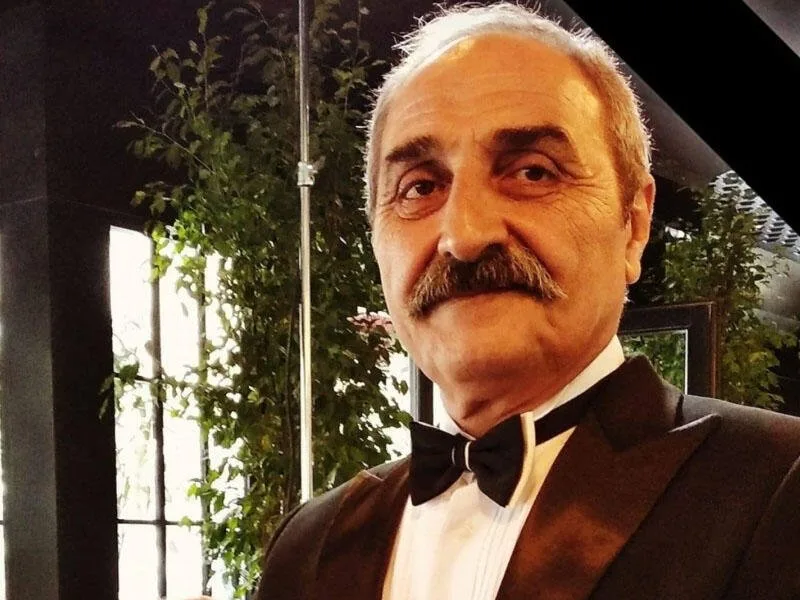 Xalq artisti xəstəxanadan evə buraxıldı