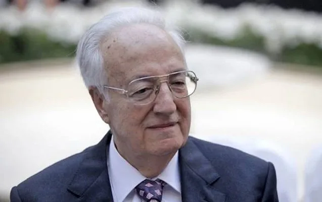 Yunanıstanın sabiq Prezidenti vəfat etdi