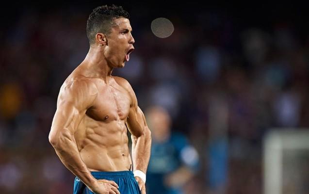 Ronaldonun formada qalmasının sirri - Video