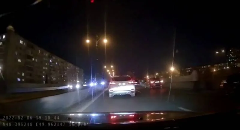 Bakıda AĞIR QƏZA: 10-a yaxın avtomobil toqquşdu - VİDEO