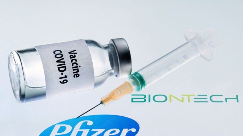 “Pfizer”in xalis mənfəəti iki dəfədən çox artıb