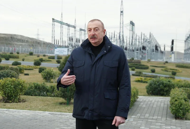 “4 qonşu ölkəyə elektrik enerjisinin ixracatı artmaqdadır” - Prezident