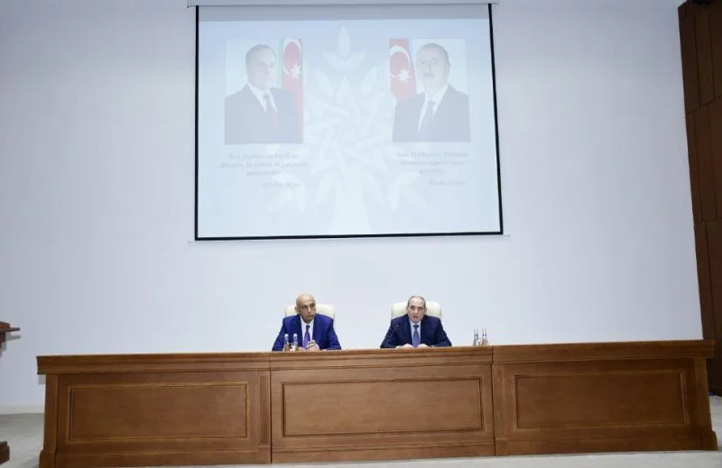 YAP Mərkəzi Qərargahında müşavirə keçirilib - FOTO