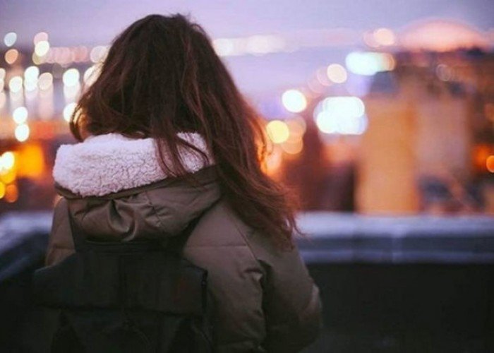 Bakıda 15 yaşlı qız itkin DÜŞDÜ