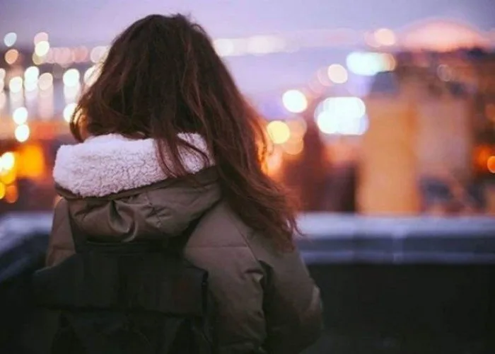 Bakıda 15 yaşlı qız itkin DÜŞDÜ