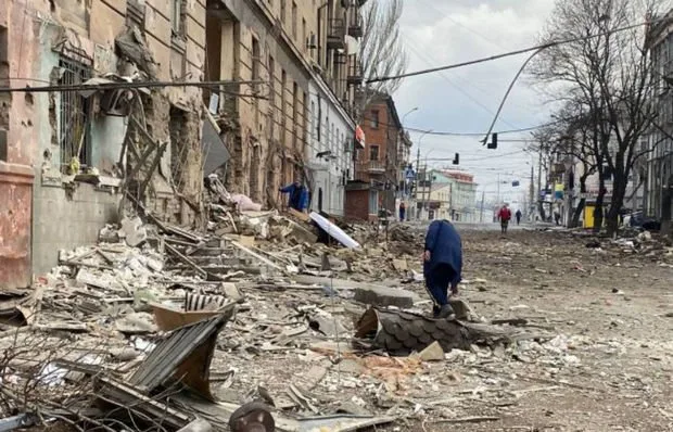 Mühasirəyə alınan Mariupolda 1300 nəfər mülki şəxs həlak olub