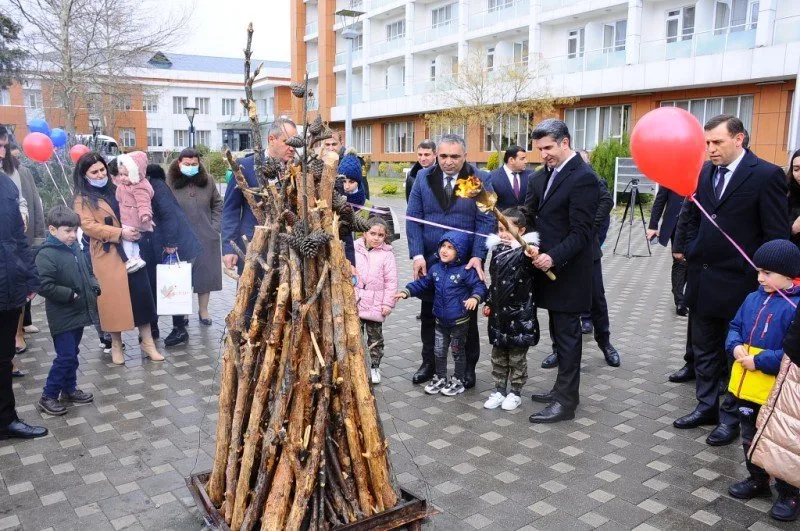 Naftalanda İlaxır çərşənbəsi şəhid və qazi övladları ilə birgə qeyd edilib - FOTOLAR