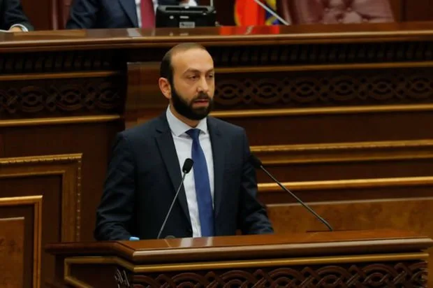 “Sülh sazişi üzrə danışıqlar üçün Azərbaycana şərt qoymuruq” - Ermənistan XİN