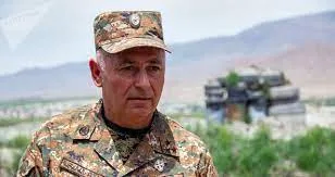 Ermənistanda nazir SAXLANILDI