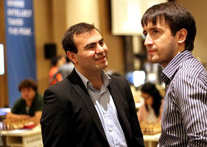 Rəcəbov irəliləyib, Məmmədyarov geriləyib - Reytinq