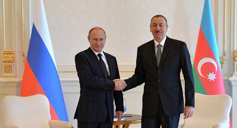 Putin İlham Əliyevi təbrik etdi