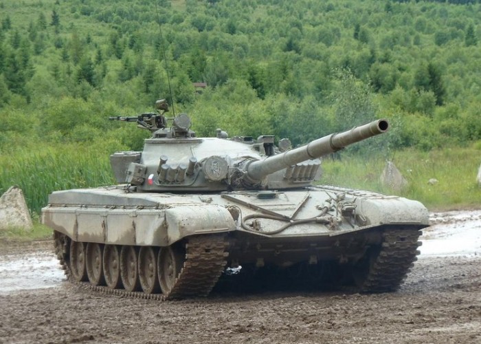 Çexiya Ukraynaya tank göndərdi