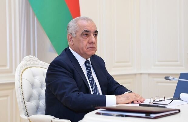 Baş nazir sərəncam İMZALADI