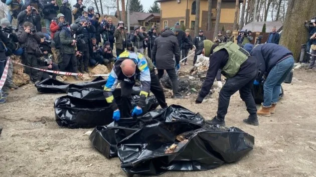 Rus ordusu Buçada 400-dən çox sakini öldürdü
