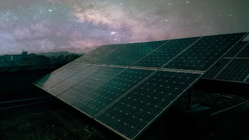 Bu Günəş panelləri gecə də enerji istehsal edə biləcək