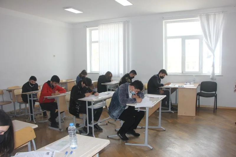 IX sinif şagirdləri buraxılış imtahanı verdi - YENİLƏNİB