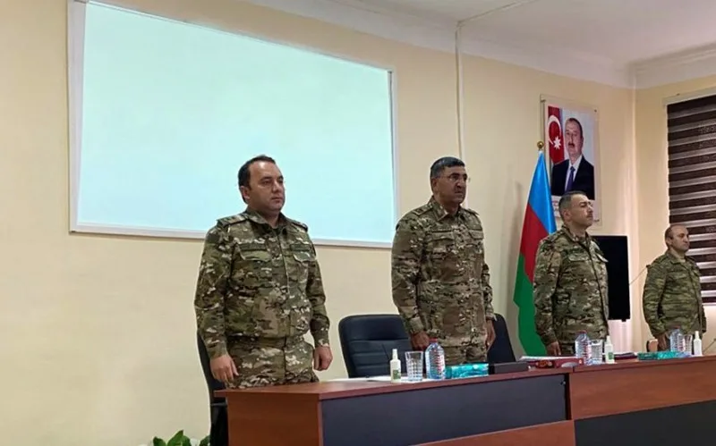 Laçında hərbçilərin döyüş qabiliyyətinin artırılması müzakirə olundu - FOTOLAR