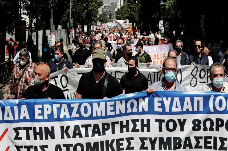 Yunanıstanda 1 May nümayişləri və tətillər keçirilir