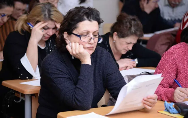 İş yerini dəyişmək istəyən müəllimlərin NƏZƏRİNƏ