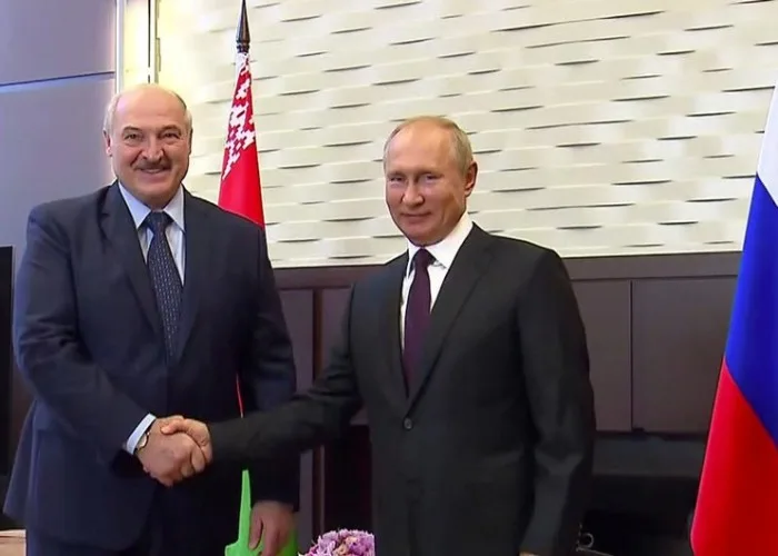 Lukaşenko Putinlə görüşəcək