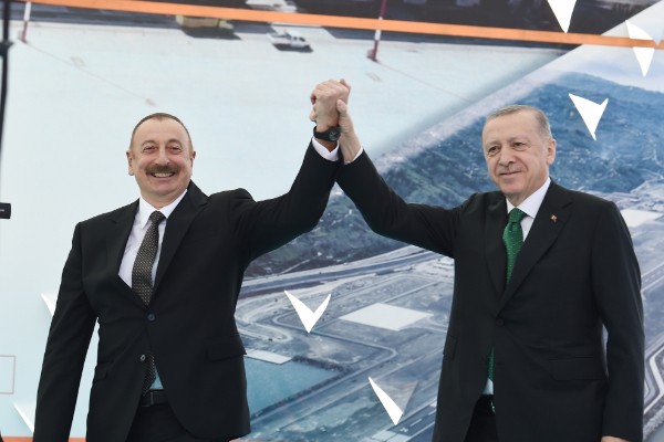 Prezident Rize-Artvin Hava Limanının açılışında - VİDEO+FOTOLAR (YENİLƏNİB)