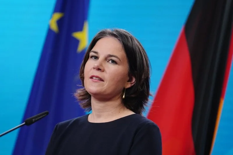 “İsveç və Finlandiya artıq faktiki olaraq NATO üzvüdür”