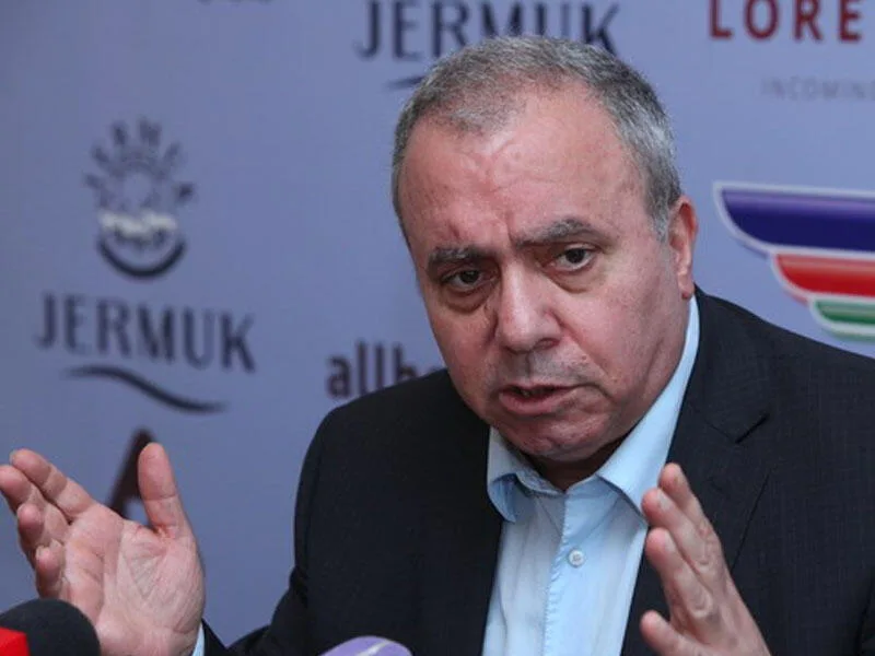 "Ölkəmiz xəstədir, türklər hər şeyi götürəcək" - Baqratyan
