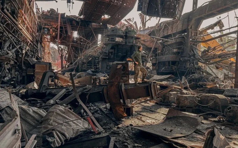 Mariupol 81 günlük mühasirədən sonra TƏSLİM OLDU