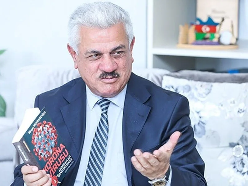 AMEA-nın professoru polisə müraciət etdi - Adımdan 45 min avro alıblar