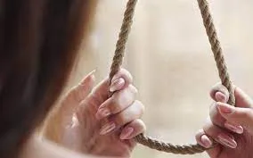 Kürdəmirdə 18 yaşlı qız İNTİHAR ETDİ - YENİLƏNİB