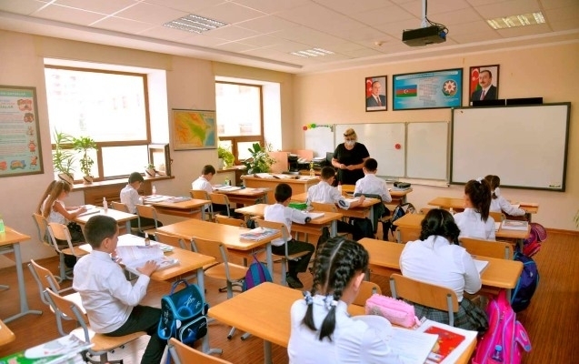 Şagirdlərin yerdəyişməsi dayandırılıb