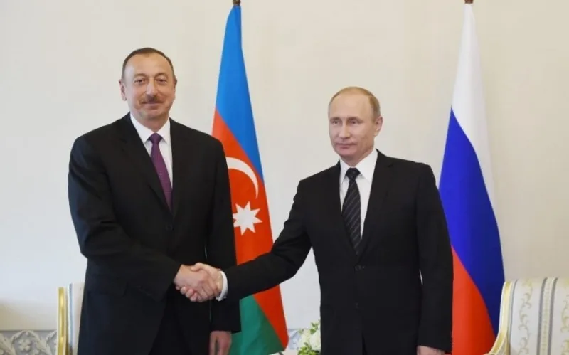 İlham Əliyev Putini təbrik etdi