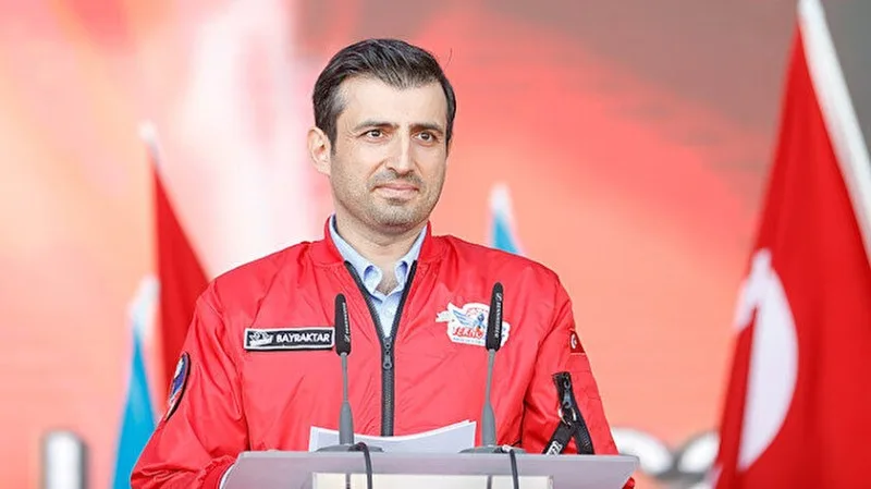 Selçuk Bayraktar Azərbaycan xalqını təbrik etdi