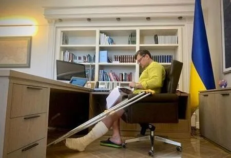 Ukrayna xarici işlər nazirini ruslar vurub? - FOTO